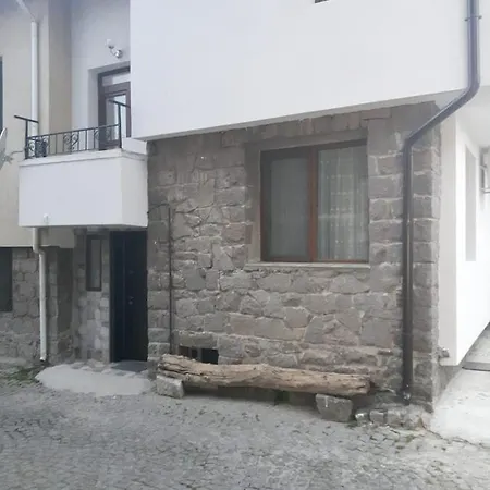 Antique Pensión Sozopol