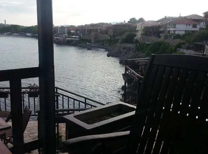 Къща за гости Antique 3*