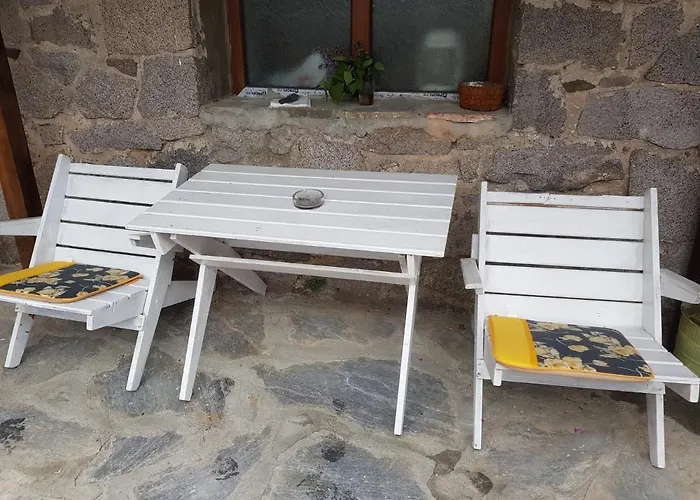 Antique Къща за гости